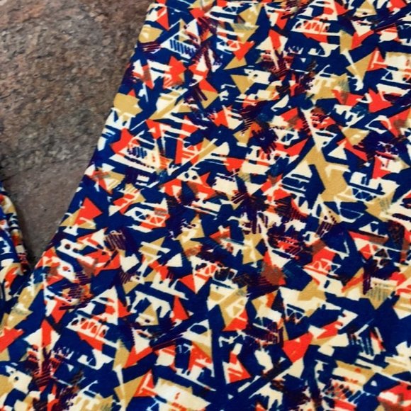 TC LuLaRoe Leggings C01 5181 - Picture 2 of 3